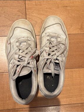 New Balance Men's Off-White/Light Gray Athletic Sneakers